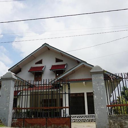 Spot On 93943 Sakinah Homestay Bromo Syariah Near Rest Area Wringinanom Маланг Екстериор снимка